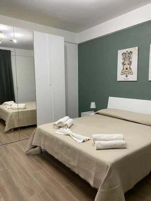 Goodluck Casa Vacanza Avola Bagian luar foto