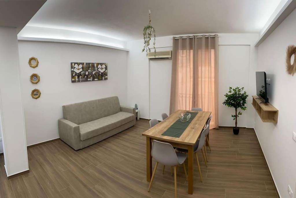 Goodluck Casa Vacanza Avola Bagian luar foto